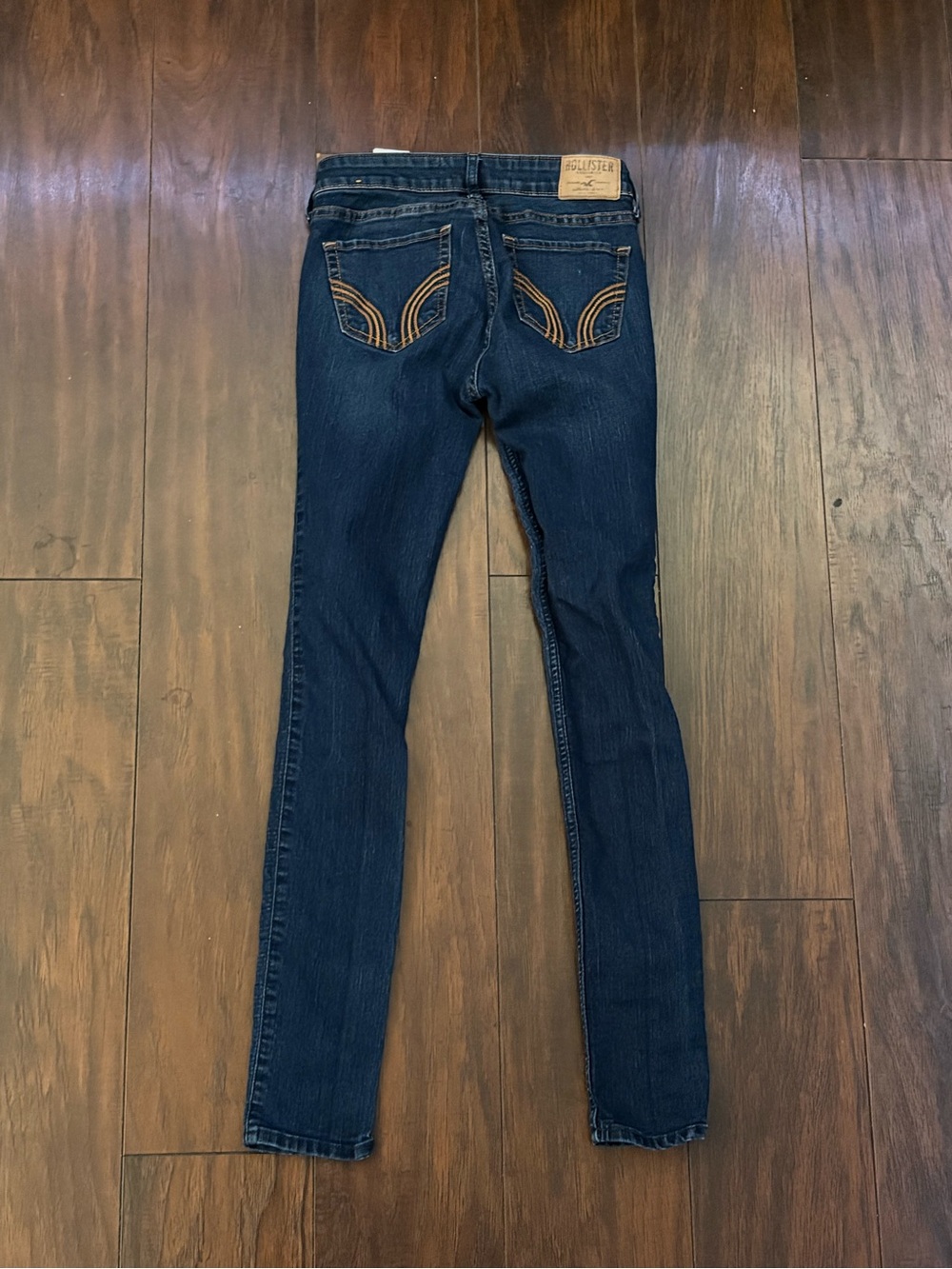 Hollister Women’s Skinny Dark Wash Blue Denim Jeans 5-Pocket Logo Solid - Picture 2 of 4